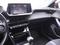 Peugeot 2008 1,2 PT CZ Allure Serv.Kniha