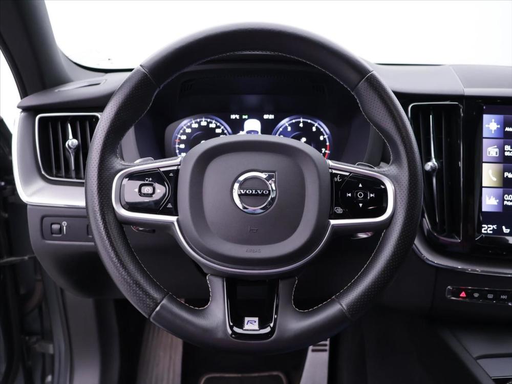 Volvo XC60 2,0 T5 AWD R-Design