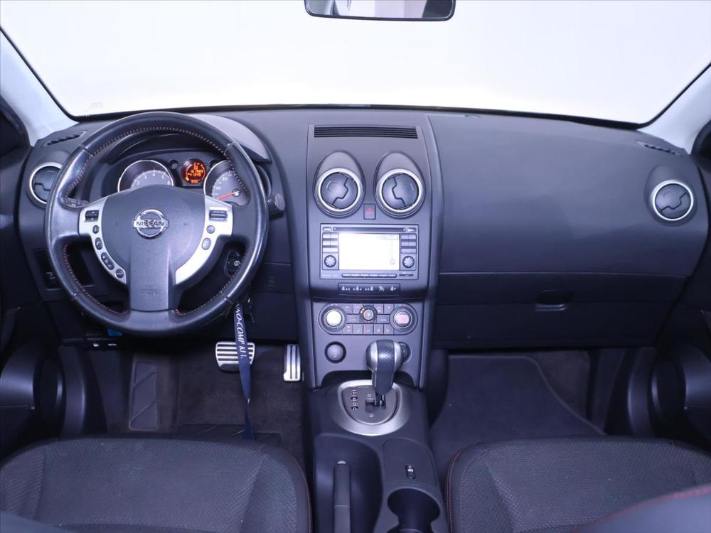 Nissan Qashqai 2,0 i 104kW Automat CZ Acenta