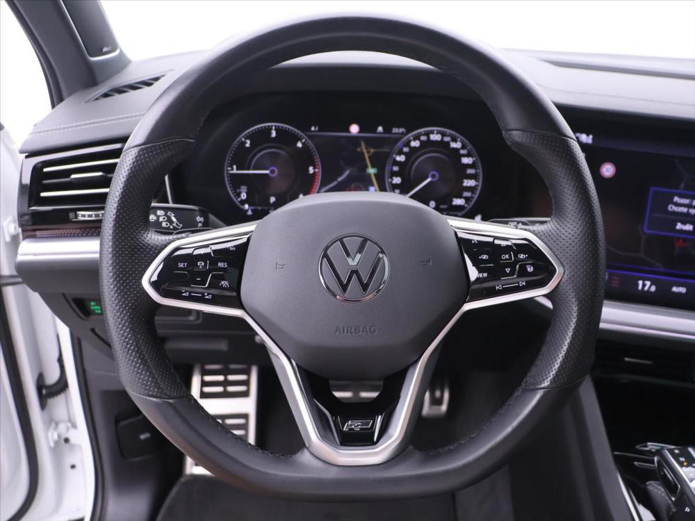 Volkswagen Touareg 3,0 V6 TDI R-Line Black DPH