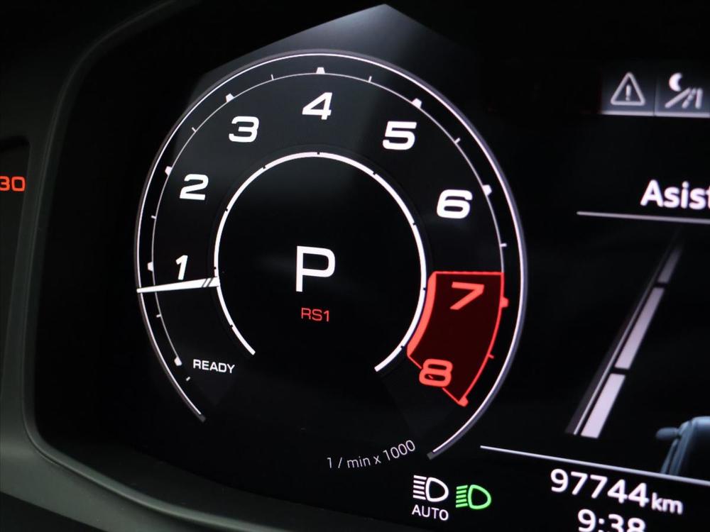 Audi  4,0 V8 TFSI 305km/h Panorama