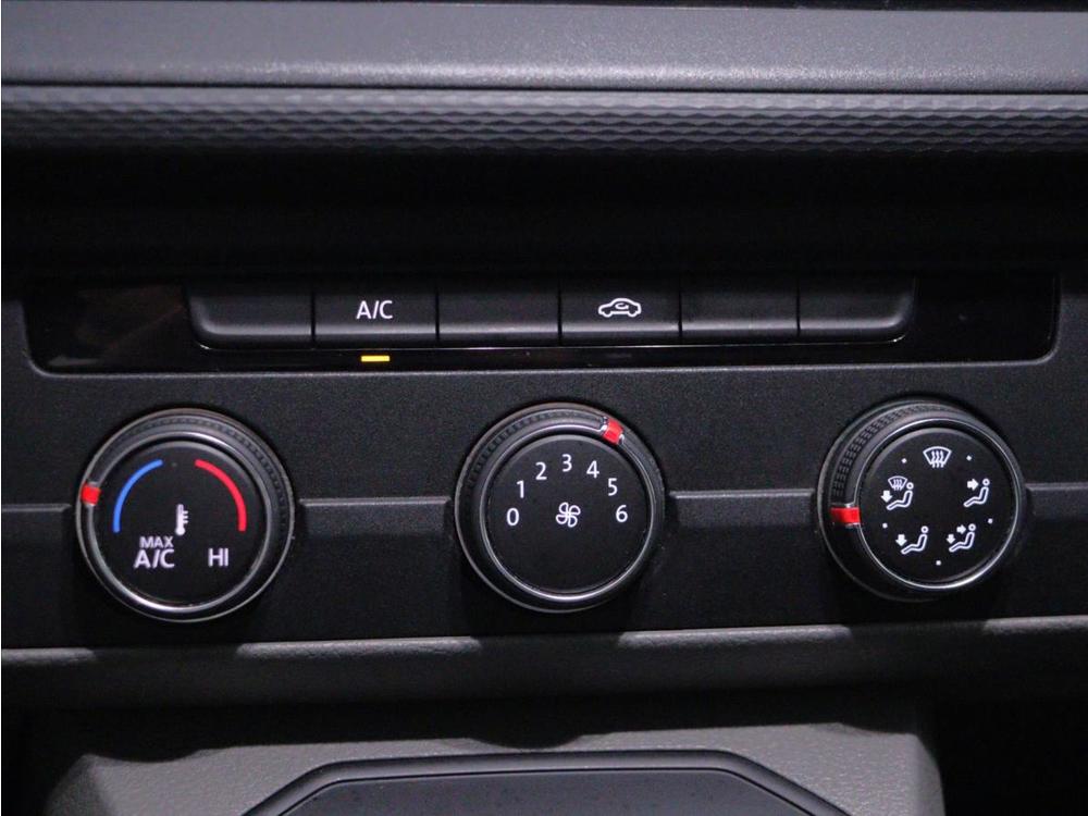 Volkswagen Transporter 2,0 TDI DSG Klima DPH 1.Maj.