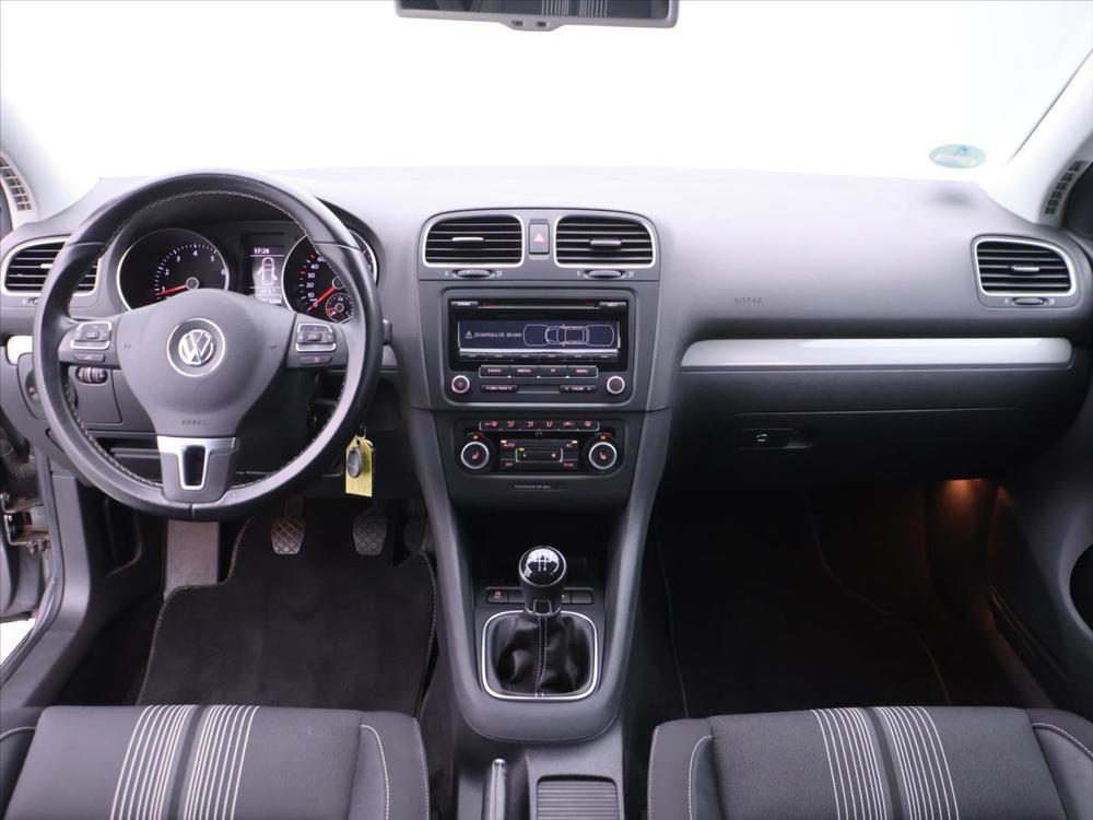 Volkswagen Golf 1,2 TSI Match Aut.klima Serv.k