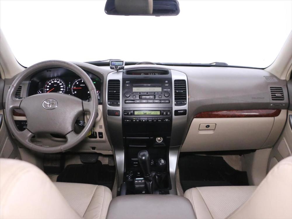 Toyota Land Cruiser 3,0 D4-D 4x4 CZ 8-Mst
