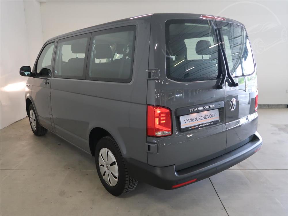 Volkswagen Transporter 2,0 TDI 81kW M/T 8.mst 1.maj