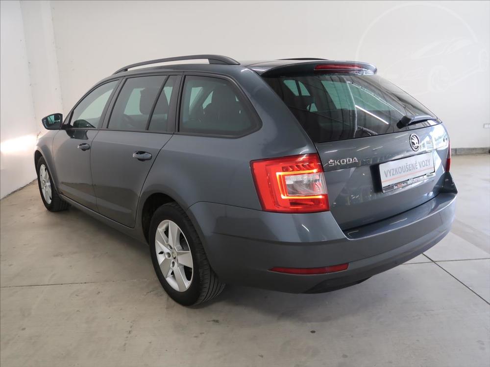 koda Octavia 1,6 TDI 85kW R 1.majitel DPH