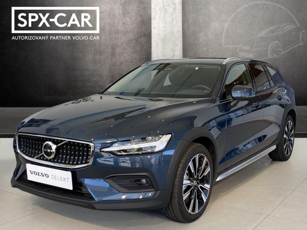 Prodm Volvo V60 B4 AWD CROSS COUNTRY