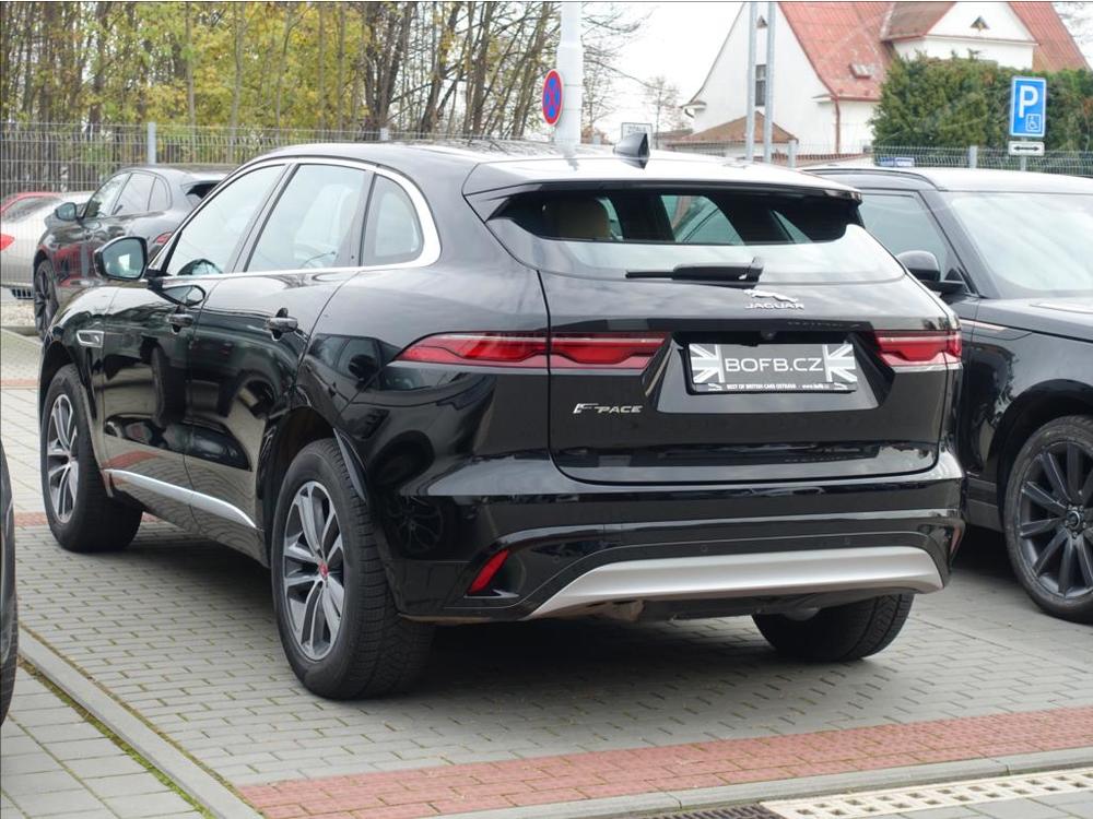 Jaguar F-Pace 2,0 D200 SE,1.Maj,R,DPH