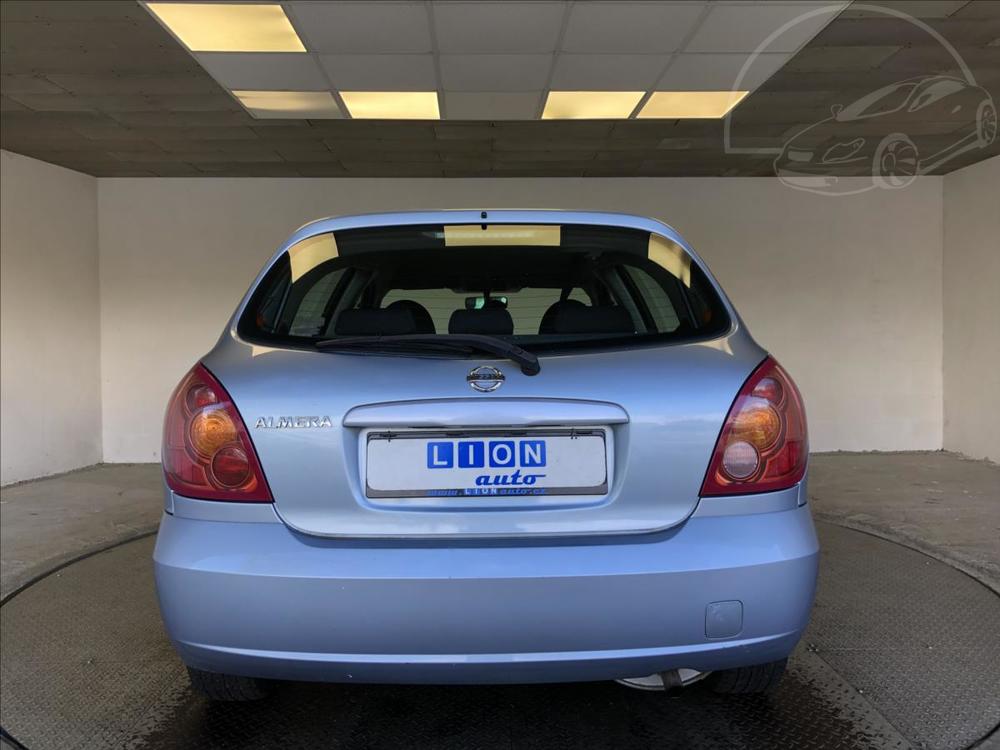 Nissan Almera 1,5 i