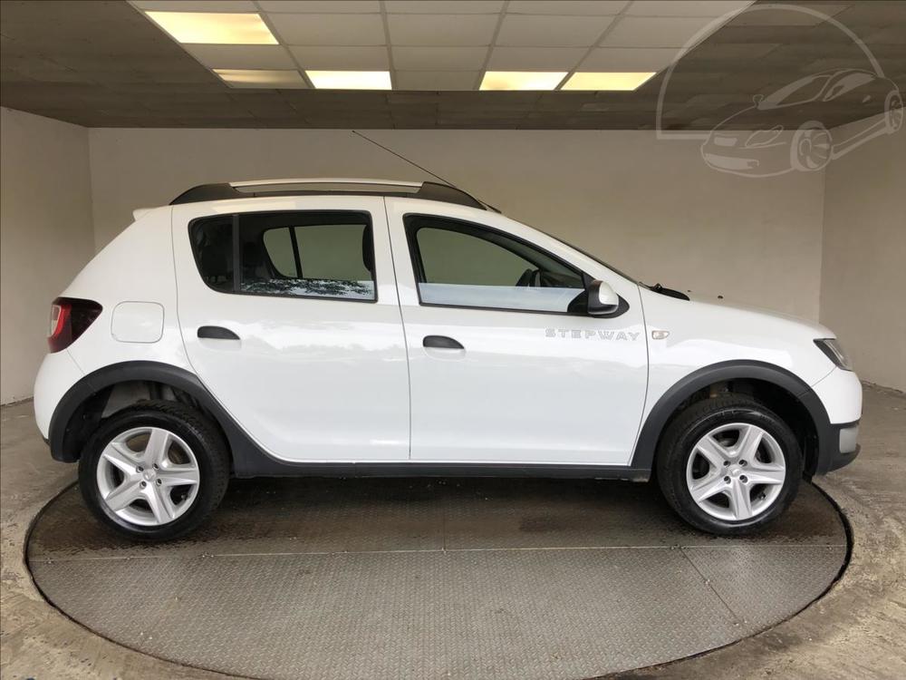 Dacia Sandero 0,9 TCe 90 k Stepway Arctica