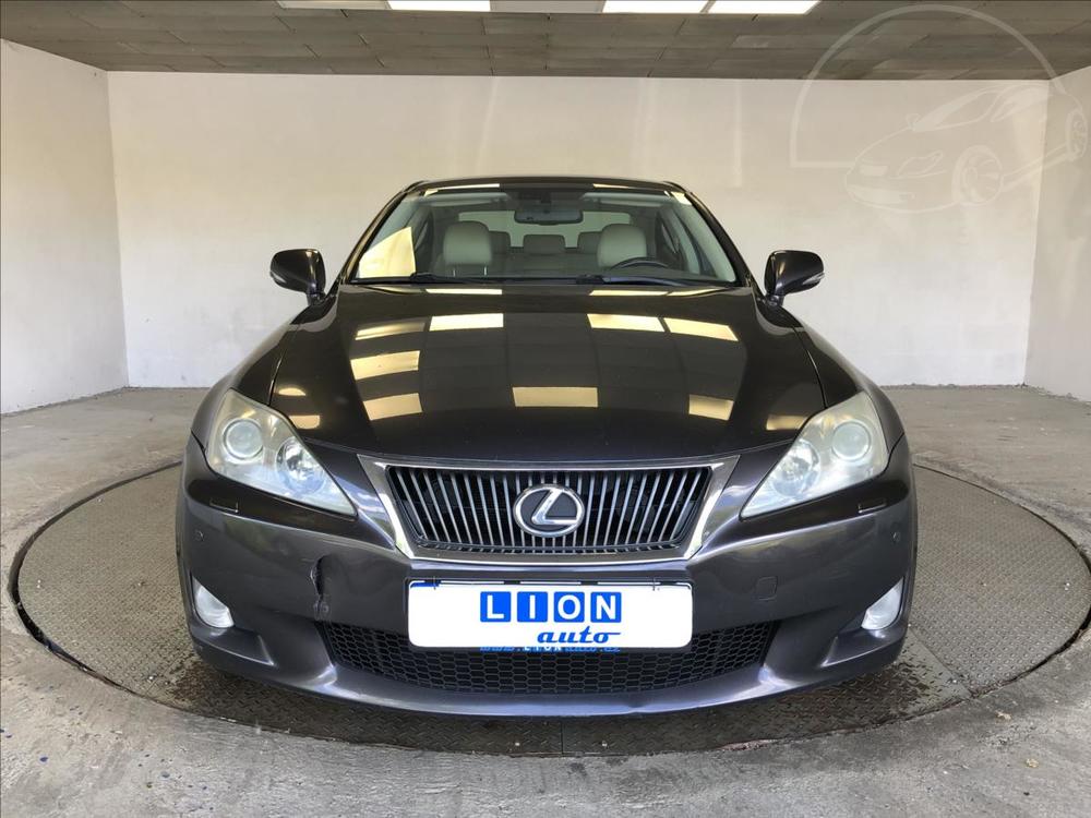 Lexus IS 2,2 D