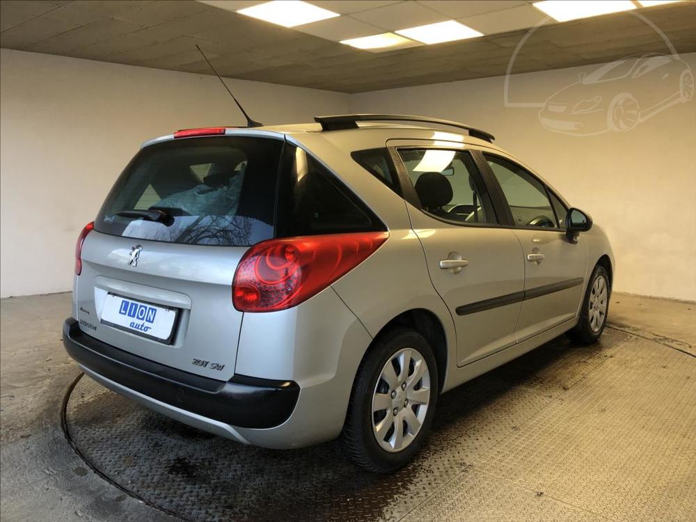 Peugeot 207 1,6 SW  HDI