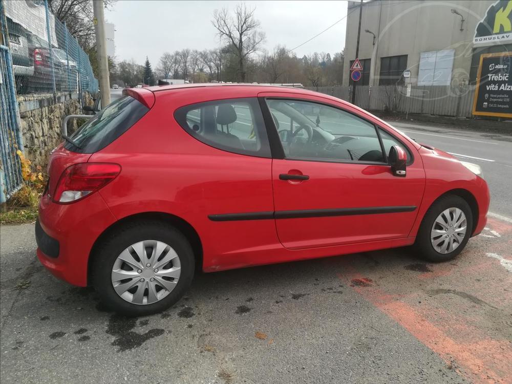 Peugeot 207 1,4 i Junior