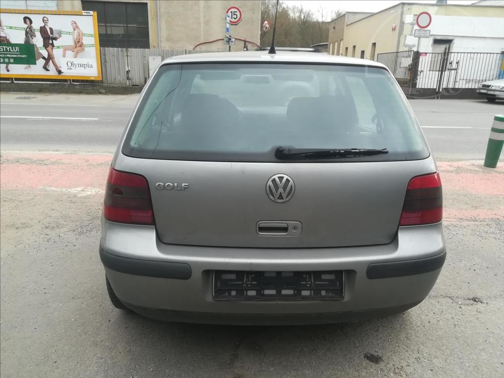 Volkswagen Golf 1,4 16V Special