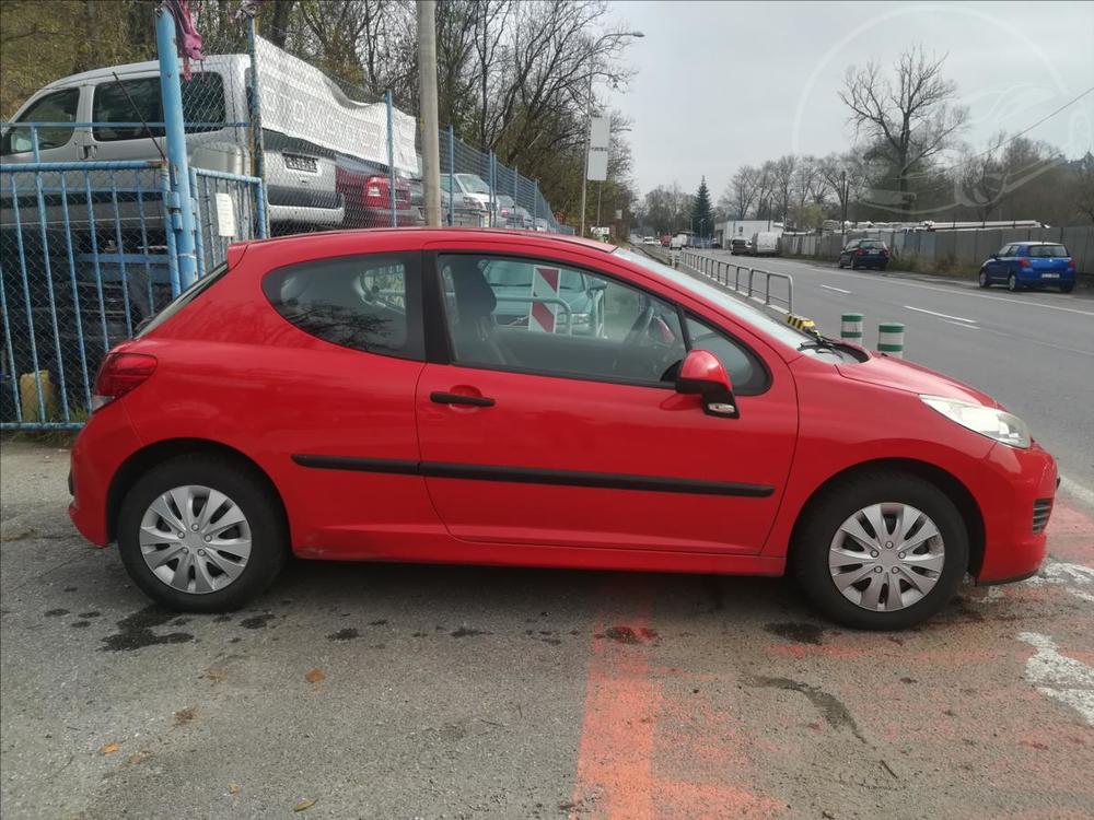 Peugeot 207 1,4 i Junior