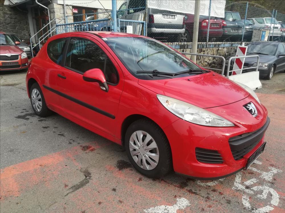 Peugeot 207 1,4 i Junior