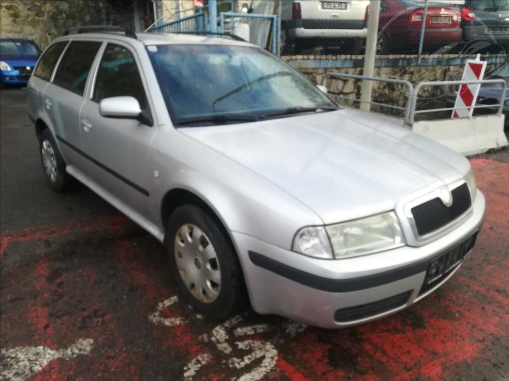 koda Octavia 1,9 TDI Elegance Combi 81 kW