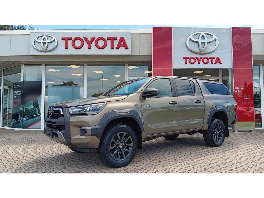 Prodm Toyota Hilux 2.8 Diesel AT 204k