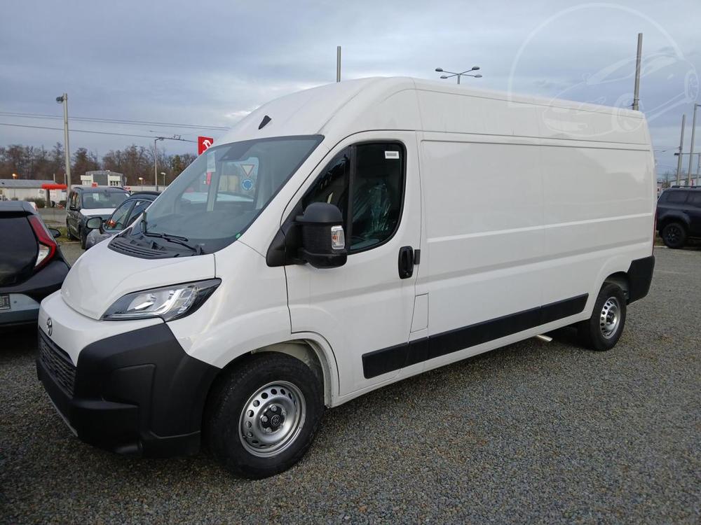 Prodm Toyota Panel VAN L3H2,2.2D, 6MT Activ