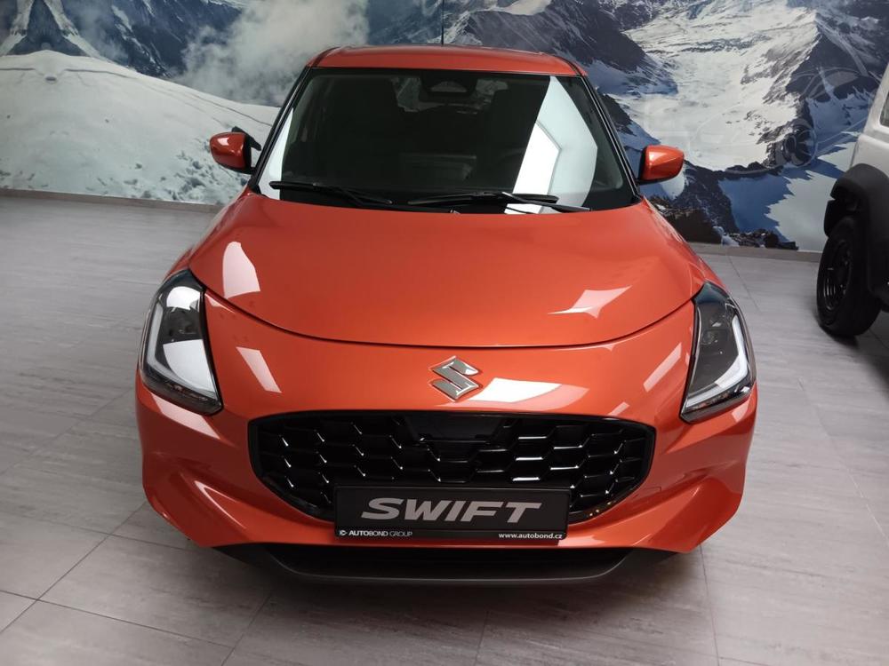 Suzuki Swift PREMIUM 1.2 HYBRID CVT 4x2 MY2