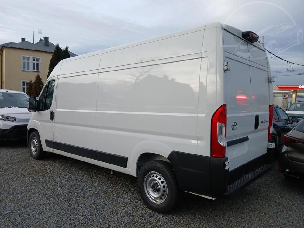 Toyota  Panel VAN L3H2,2.2D, 6MT Activ