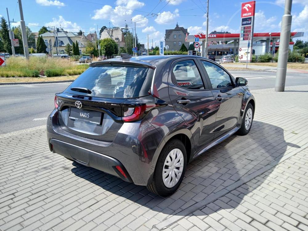 Toyota Yaris 1.5 benzin 6MT, Active