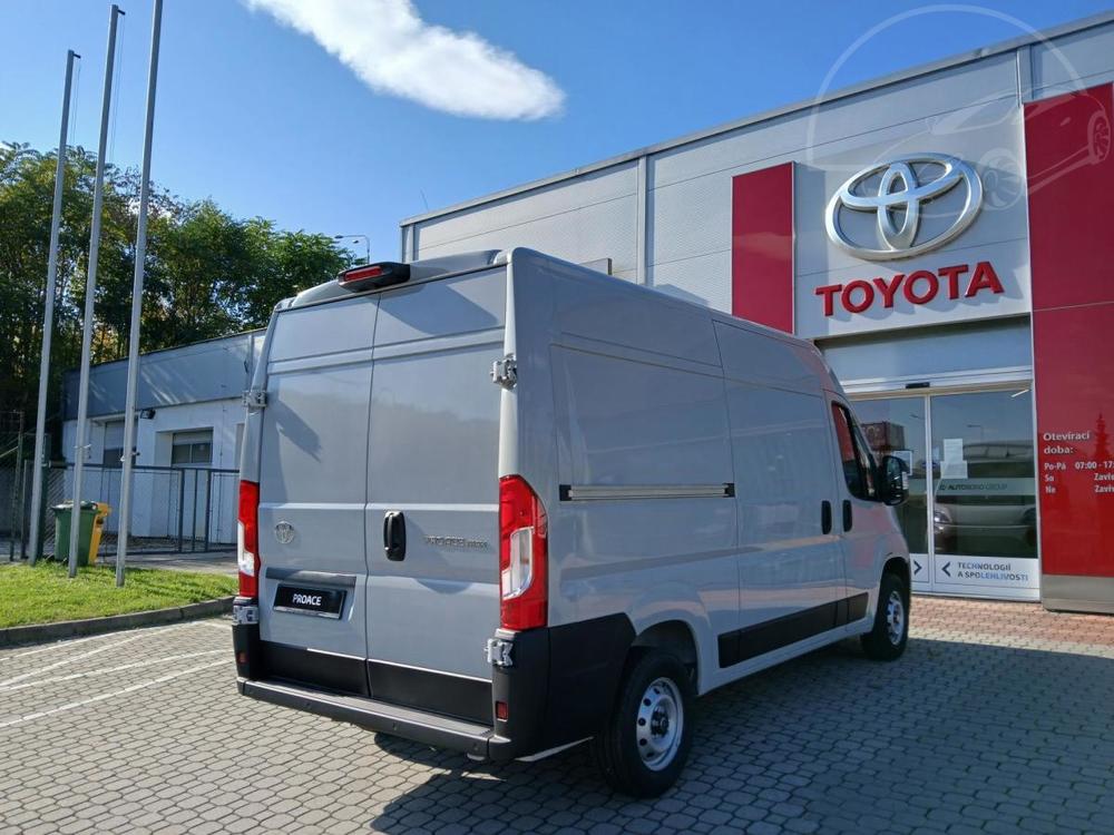 Toyota ProAce 2.2 D 6MT L2H2 Active MULTIMED