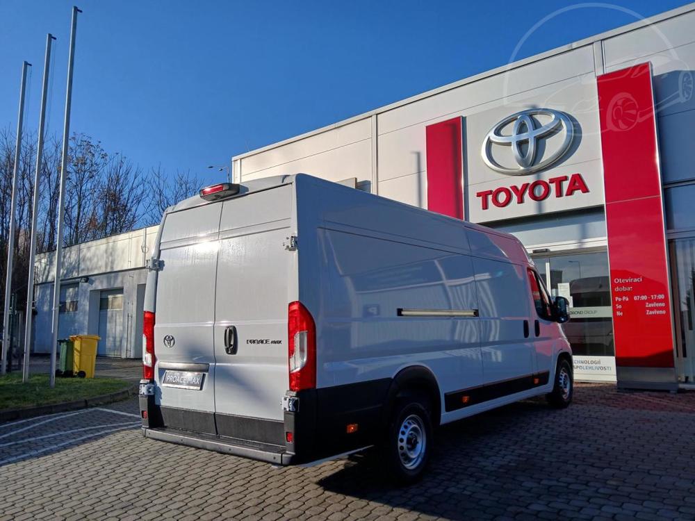 Toyota  2.2D 6MT L4/H2 Active 3.5 Heav