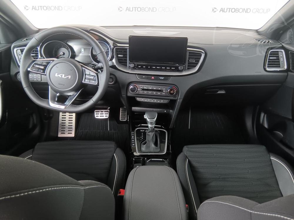 Kia Ceed 1.5 T-GDI GPF 7DCT automat