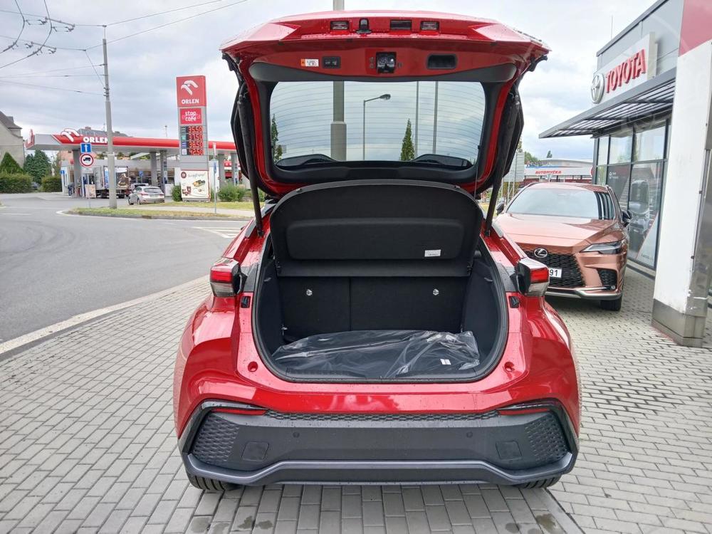 Toyota C-HR 2.0 CVT 198k 4x4