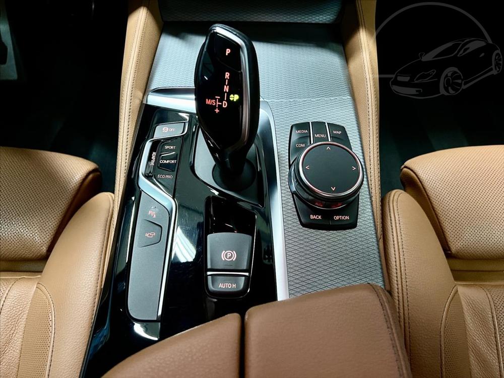 BMW 5 540d xDrive M-PAKET, BOWERS&WILKINS, HEAD-UP