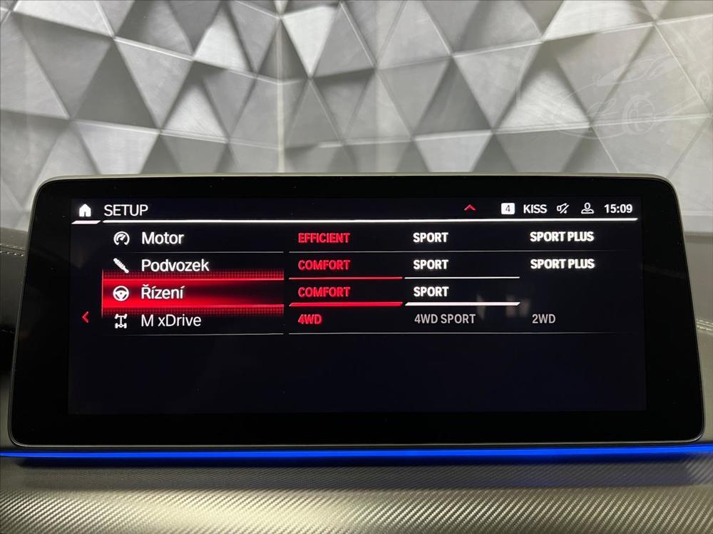 BMW M5 460 kW COMPETITION, LASER, HARMAN/KARDON, CARBON