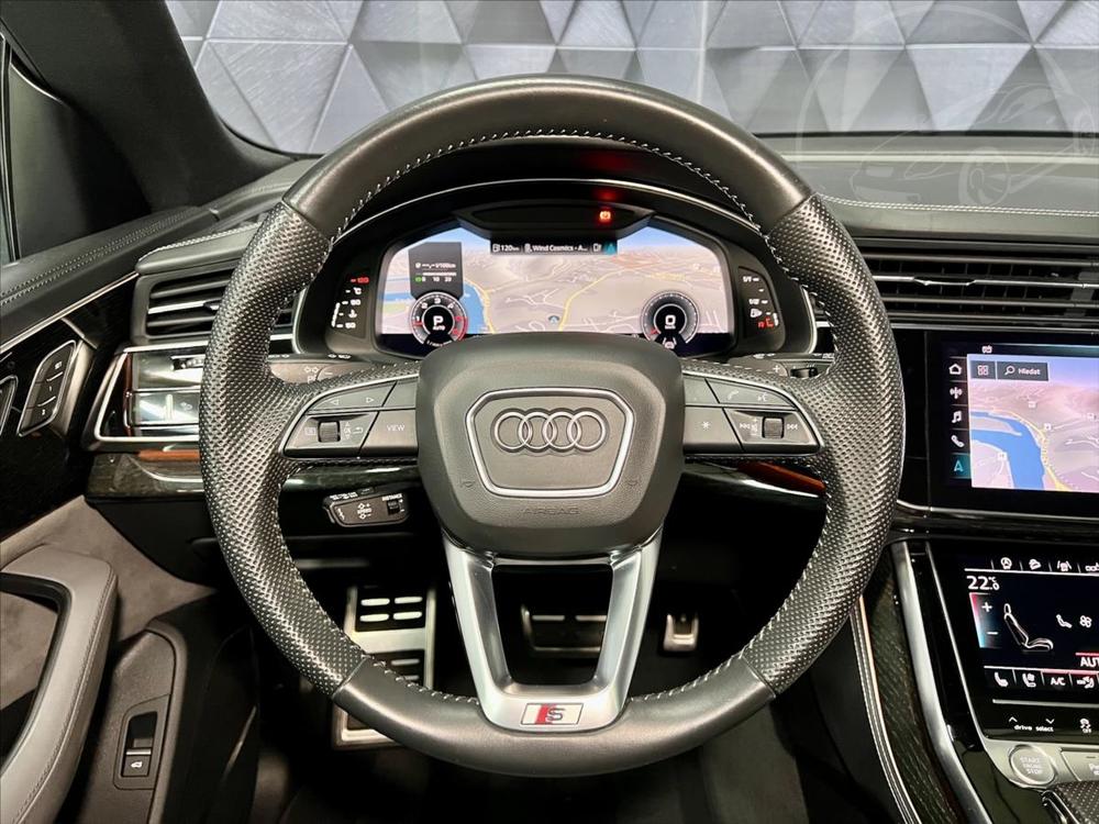 Audi Q8 50TDI QUATTRO S-LINE, PANORAMA, BANG&OLUFSEN, BLAC