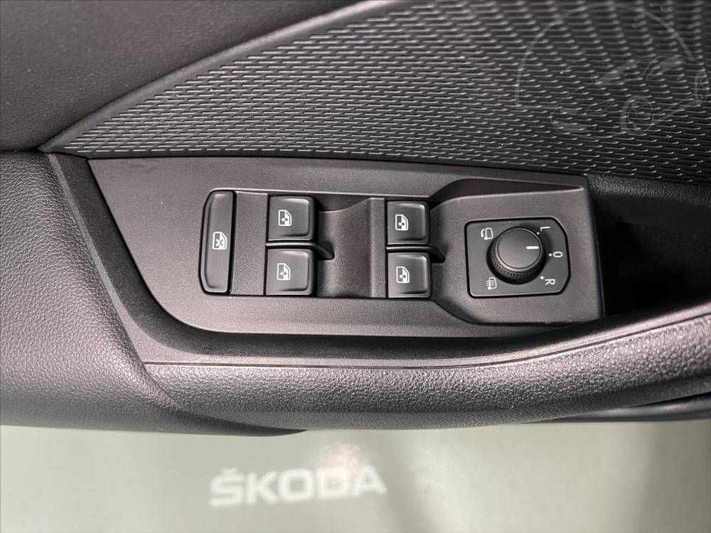 koda Octavia 2,0 TDI 110KW DSG STYLE,VIRTUAL, CRYSTAL LED, KEYL