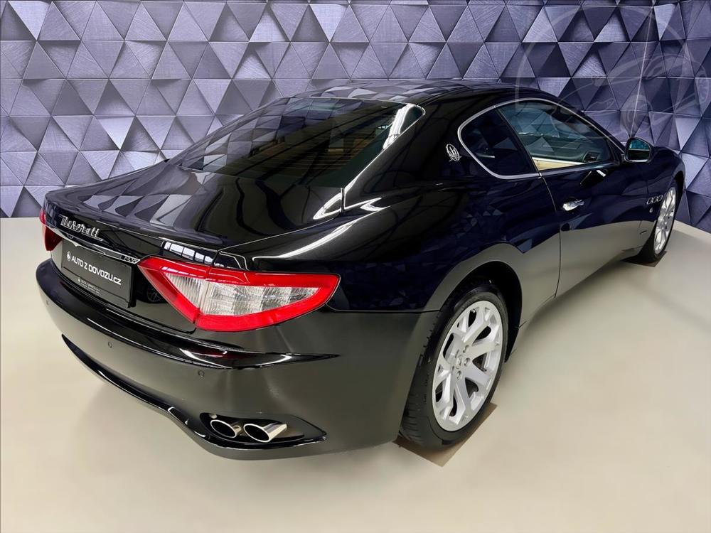 Maserati  Granturismo 4,2 V8 PINIFARINA, BI-XENON NAVIGACE K