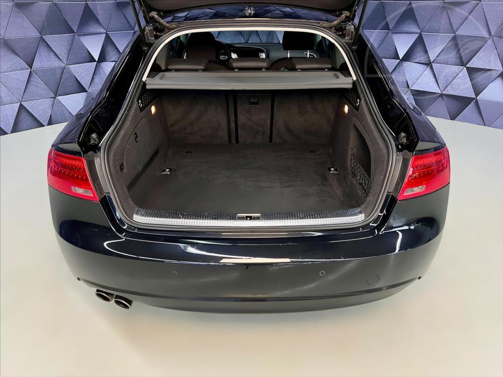 Audi A5 2,0 TDI 130kW QUATTRO SPORTBACK, TEMPOMAT, BI-XENO