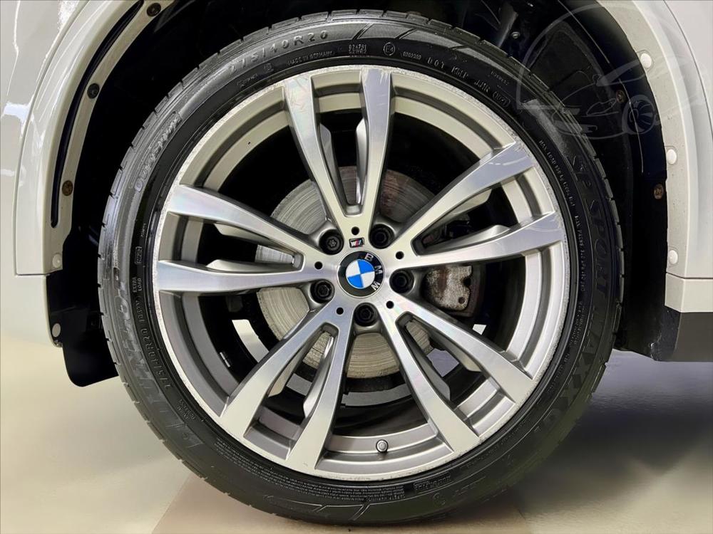 BMW X5 30d xDrive M-SPORT, HARMAN/KARDON, HEAD-UP, KAMERA