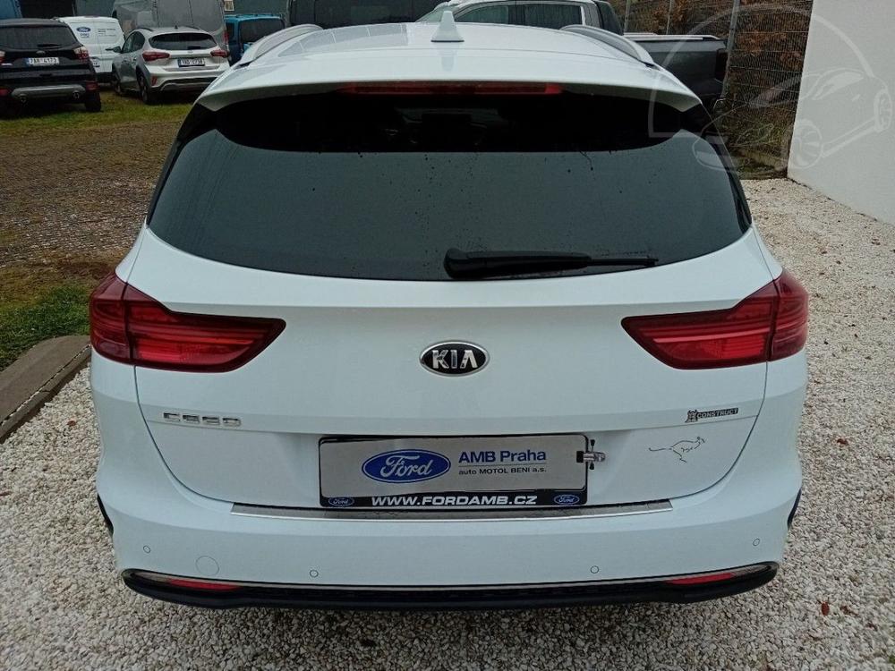 Kia Ceed 1,5i,118kW,1MAJ, CZ, SERVISKA