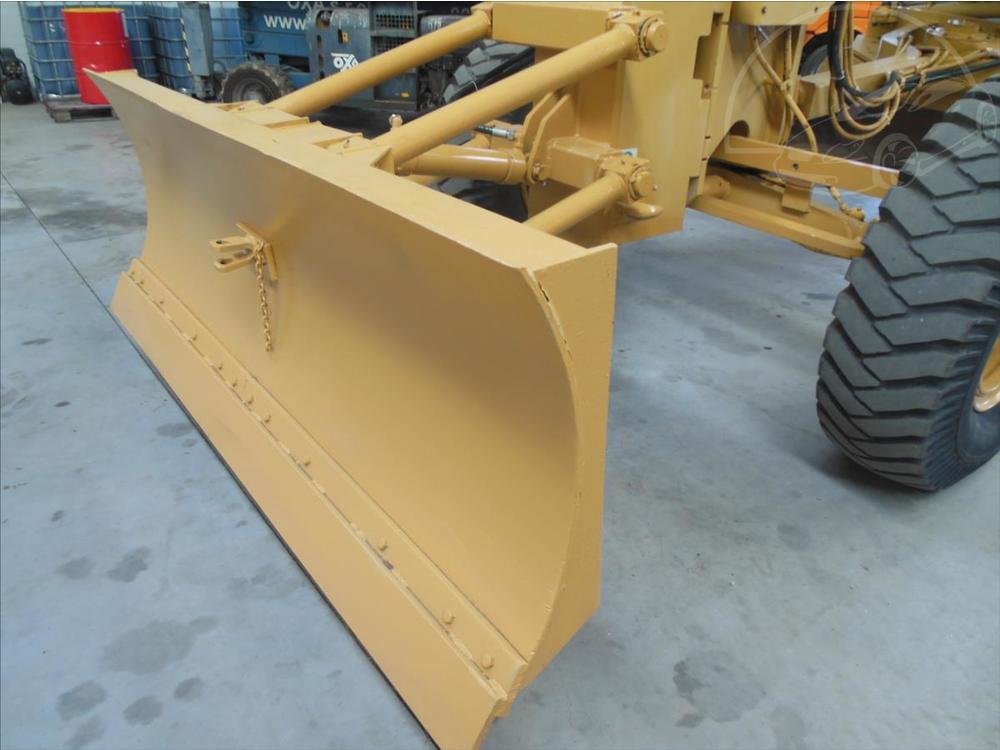 Caterpillar  Grader 12 H NA + Riper