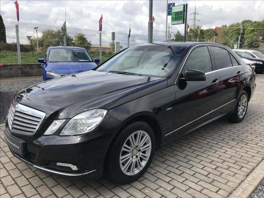 Prodm Mercedes-Benz E 2,1   2,2 CDI