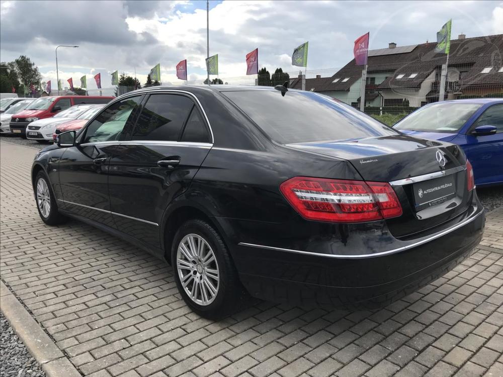 Mercedes-Benz E 2,1   2,2 CDI