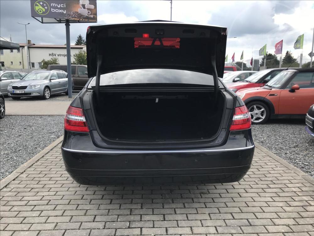 Mercedes-Benz E 2,1   2,2 CDI