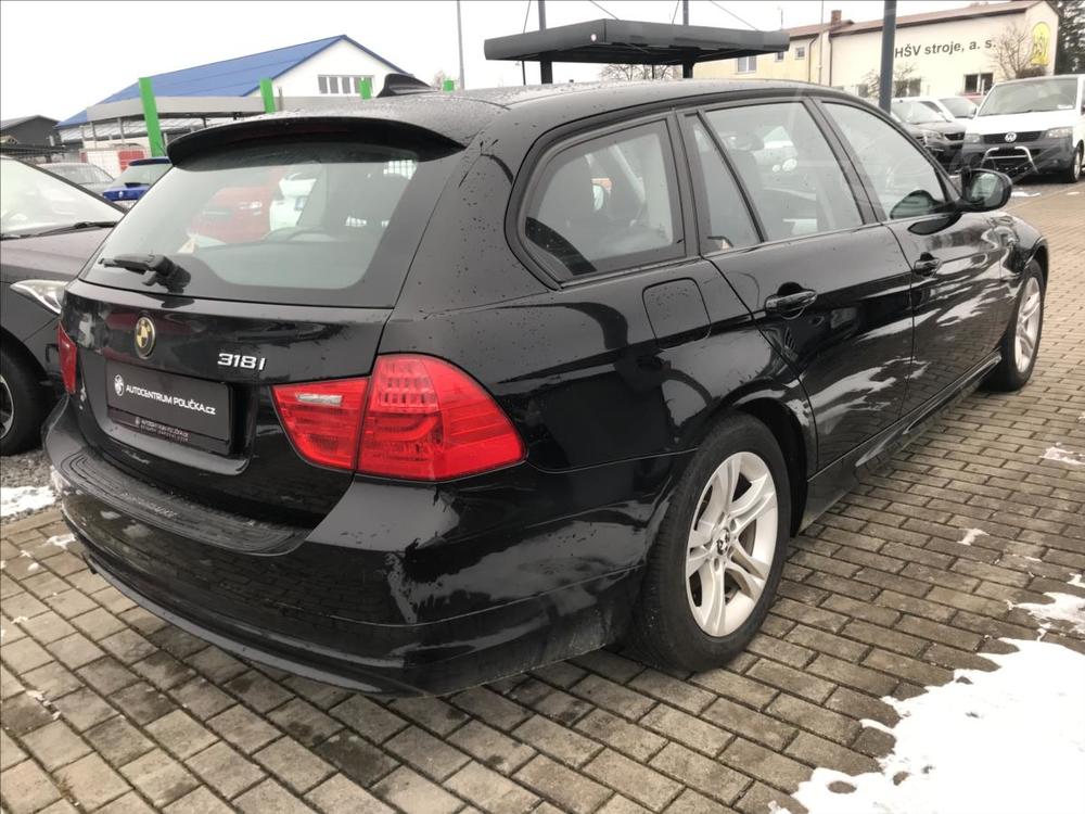 BMW 3 2,0 Touring,Velk servis 35000,-