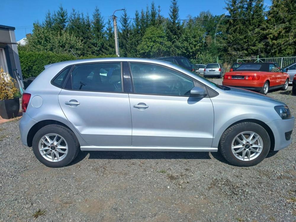 Volkswagen Polo 1.2i, NOV MODEL, 5 dve