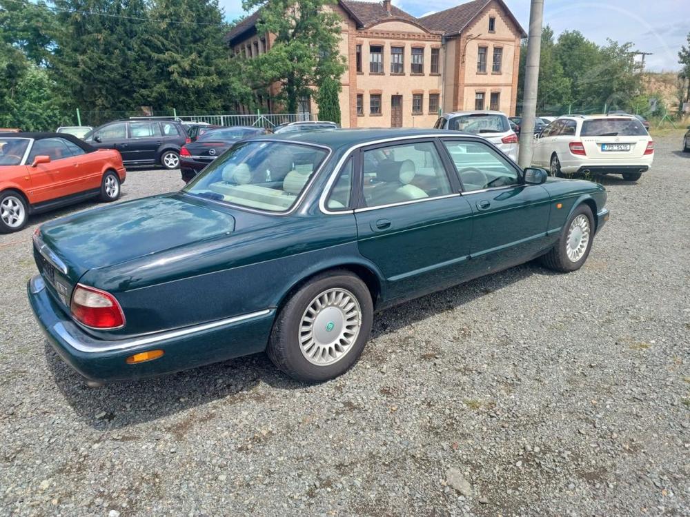 Jaguar XJ Investin vz, orig. papry