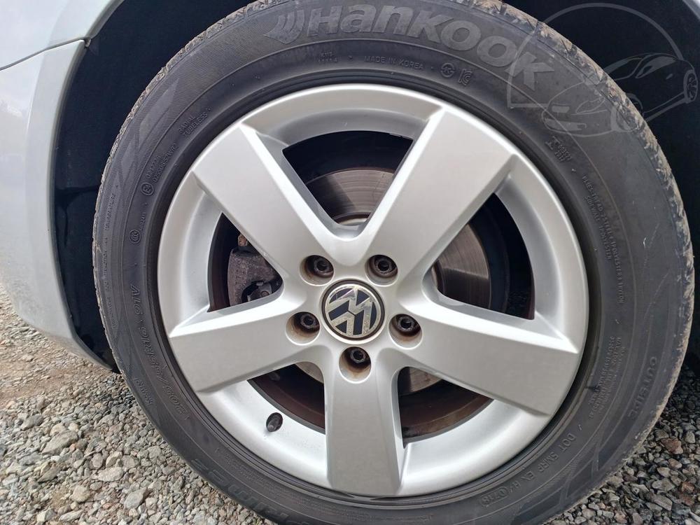 Volkswagen Golf 1.6TDI, ALU, KLIMATRONIC