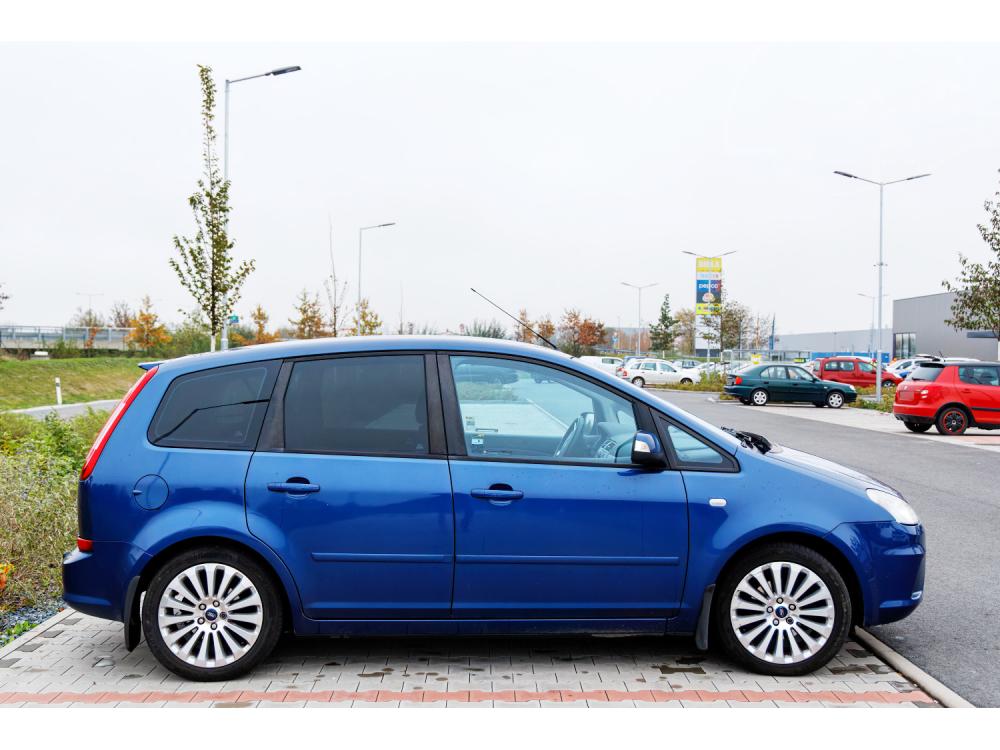 Ford C-Max 1.8 benzin (Titanium)