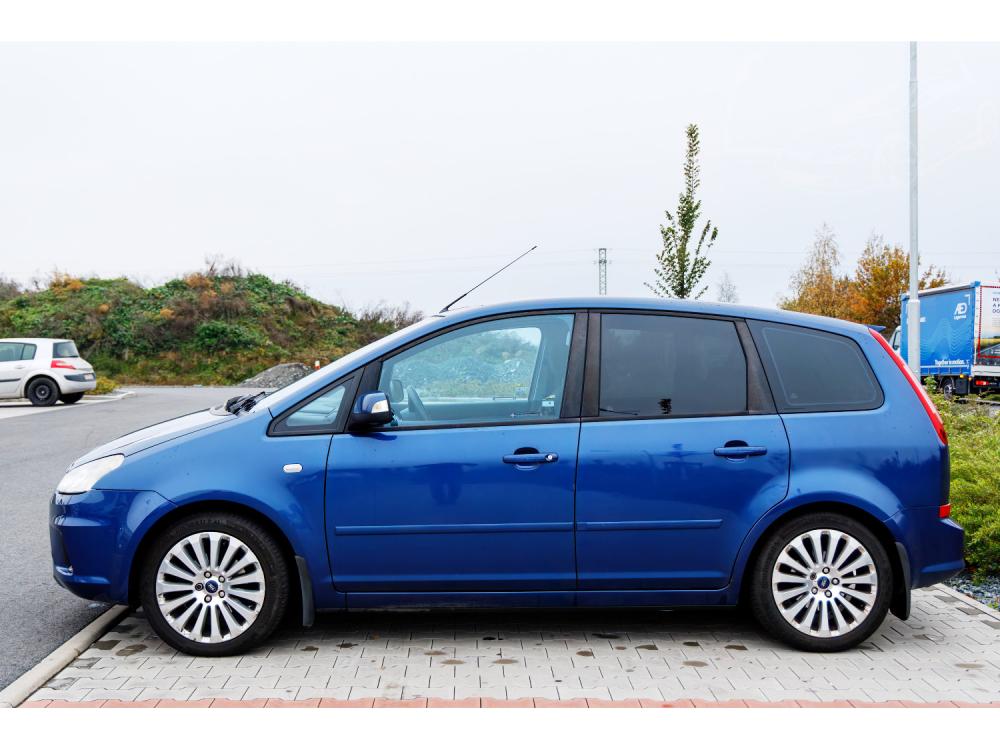 Ford C-Max 1.8 benzin (Titanium)