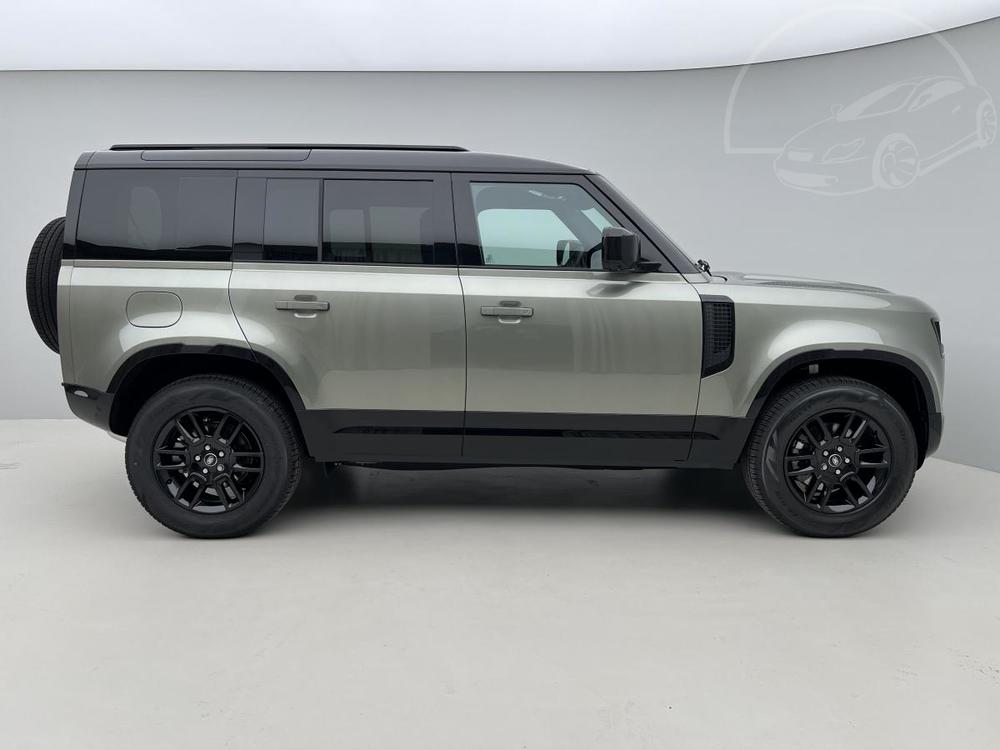 Land Rover Defender 110D250 X-Dynamic SE REZERVACE