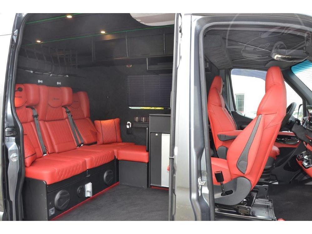 Mercedes-Benz Sprinter 319 CDi Camper Tapsam